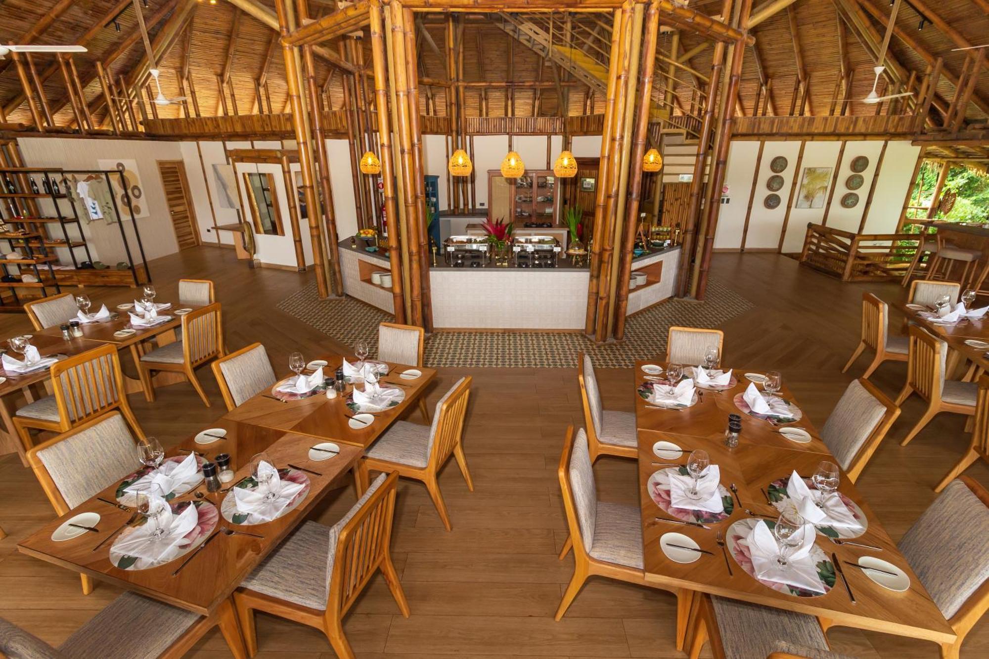 La Selva Eco-Lodge & Retreat Providencia Exterior photo