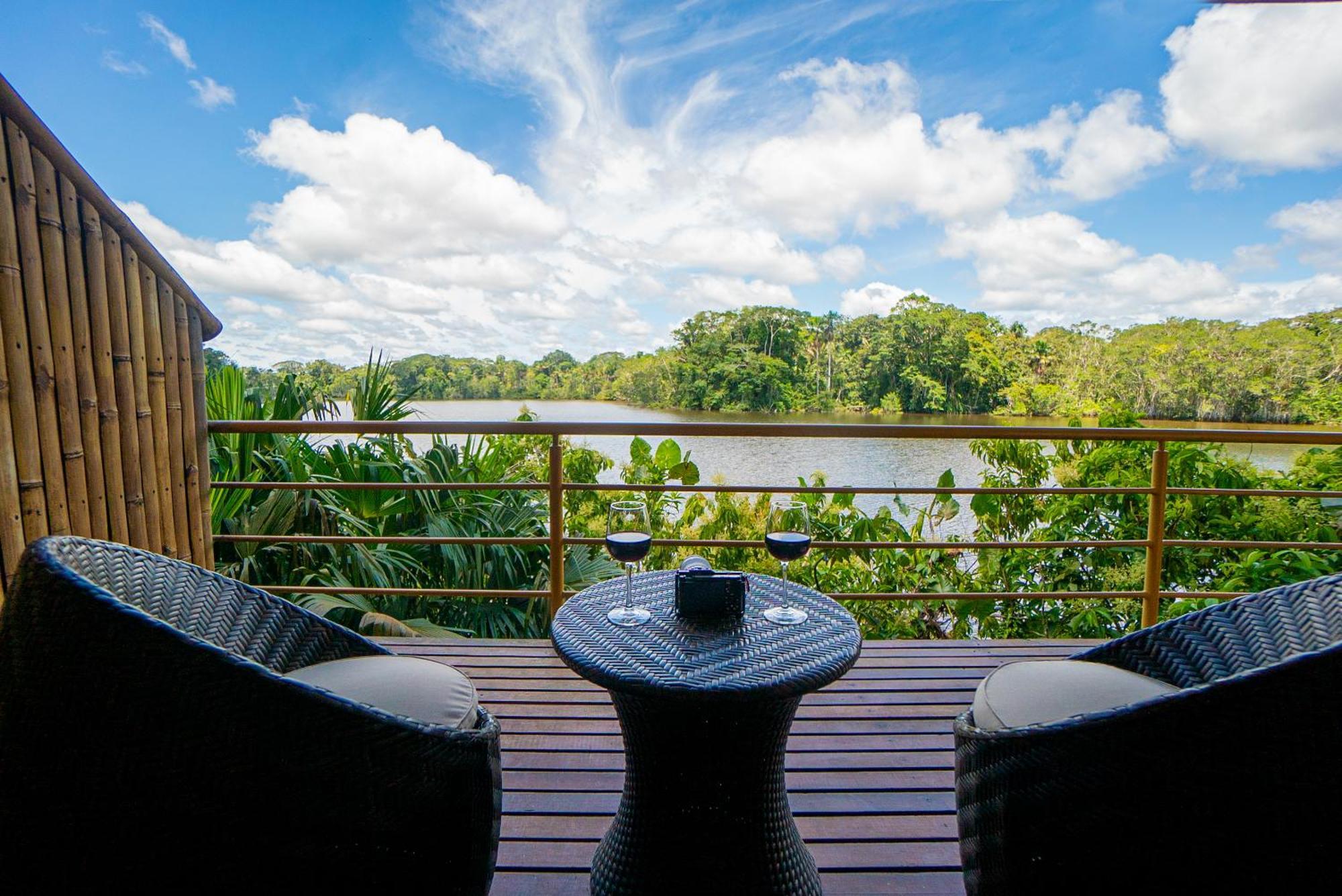 La Selva Eco-Lodge & Retreat Providencia Exterior photo